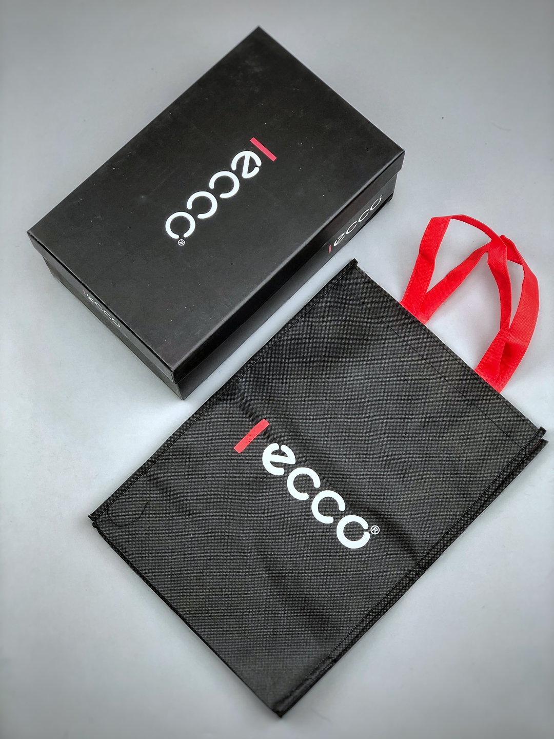 ECCO BIOM Breathable Sneakers Black/Beige