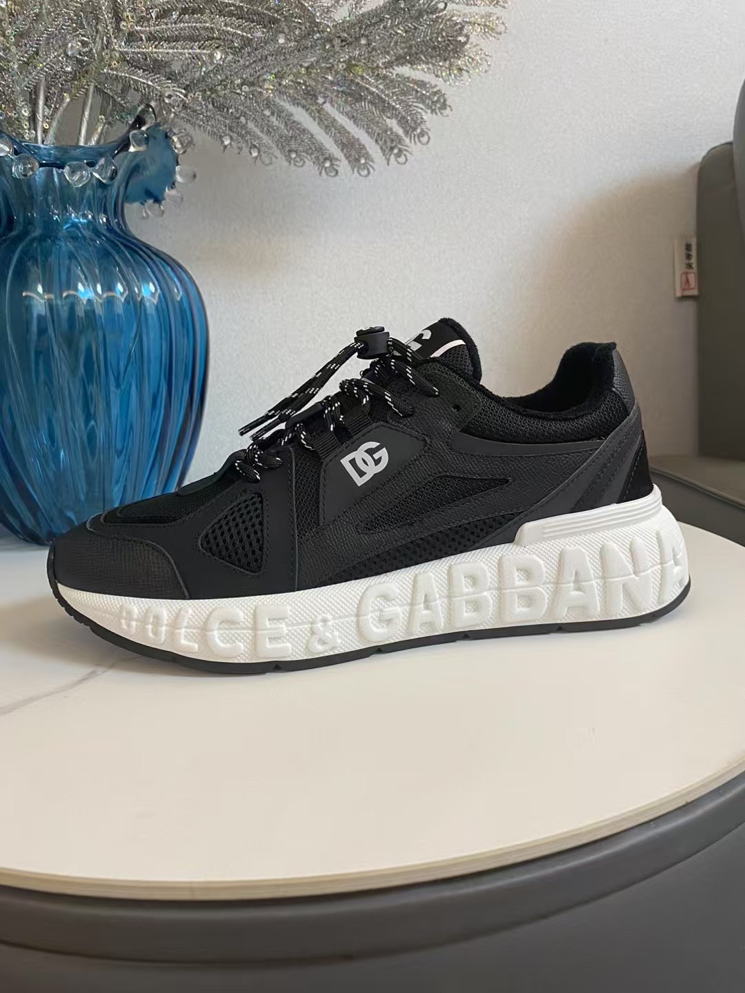 Dolce & Gabbana DG Logo Sneakers Black