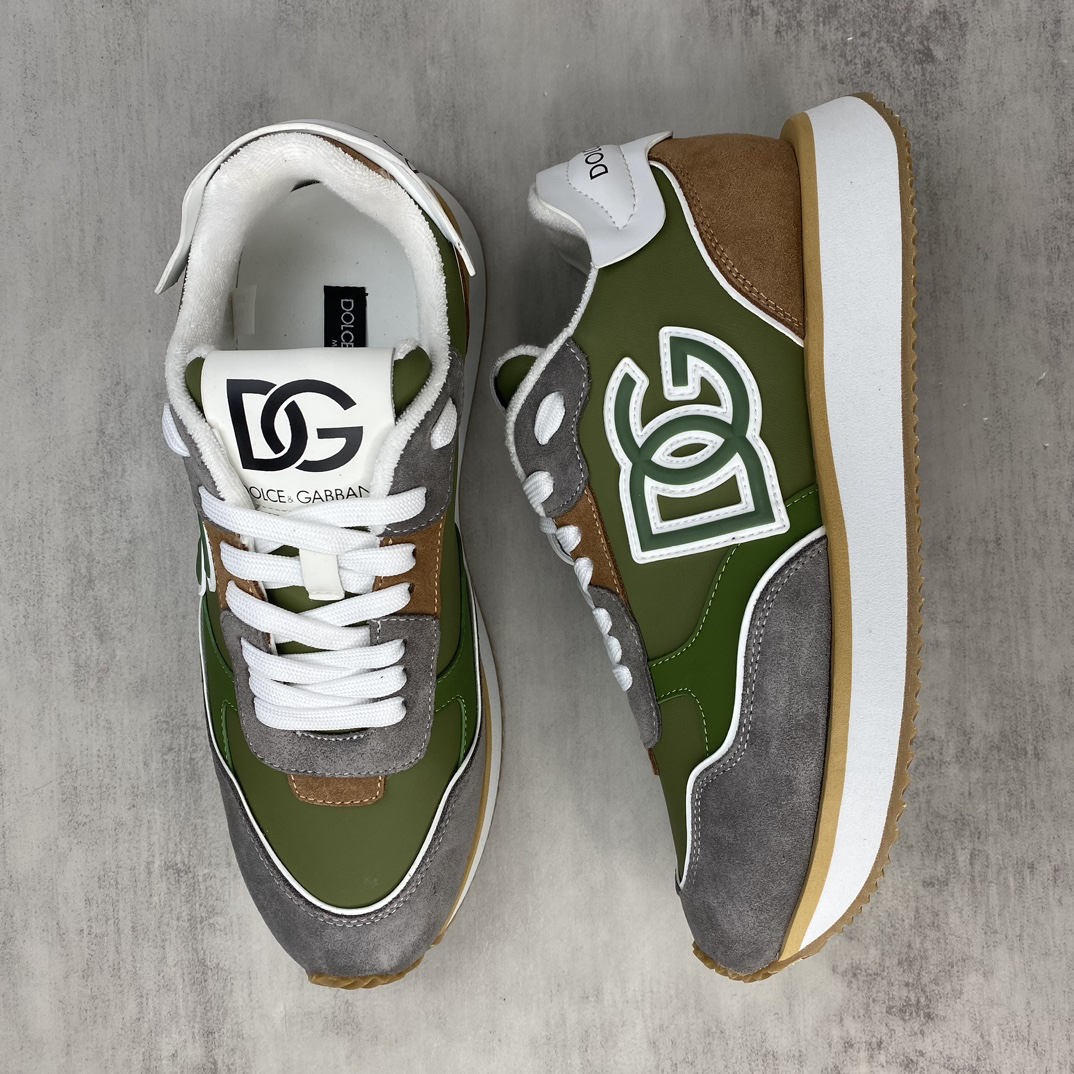 Dolce & Gabbana DG Logo Dad Sneakers Green