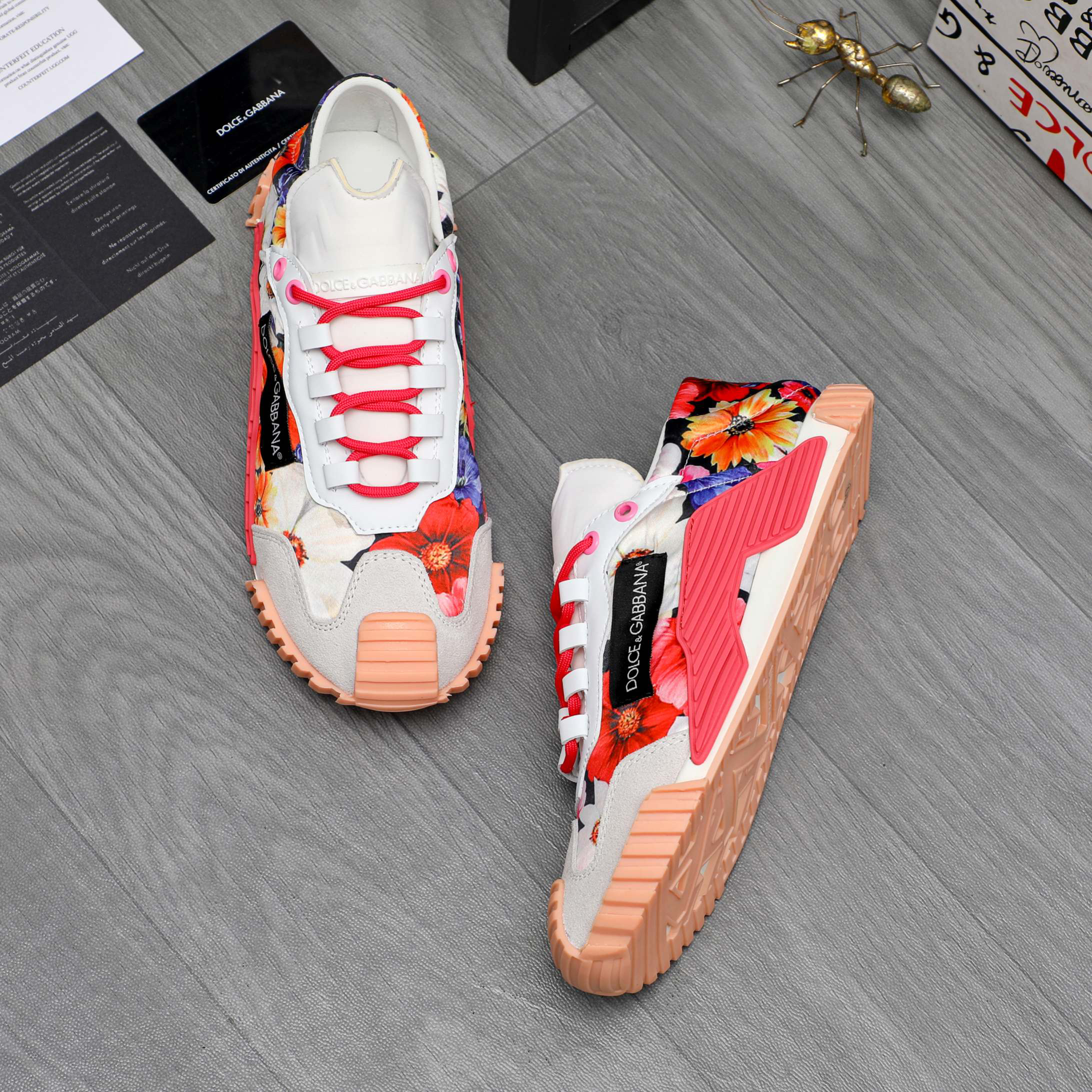 Dolce & Gabbana Floral Sneakers Multicolor