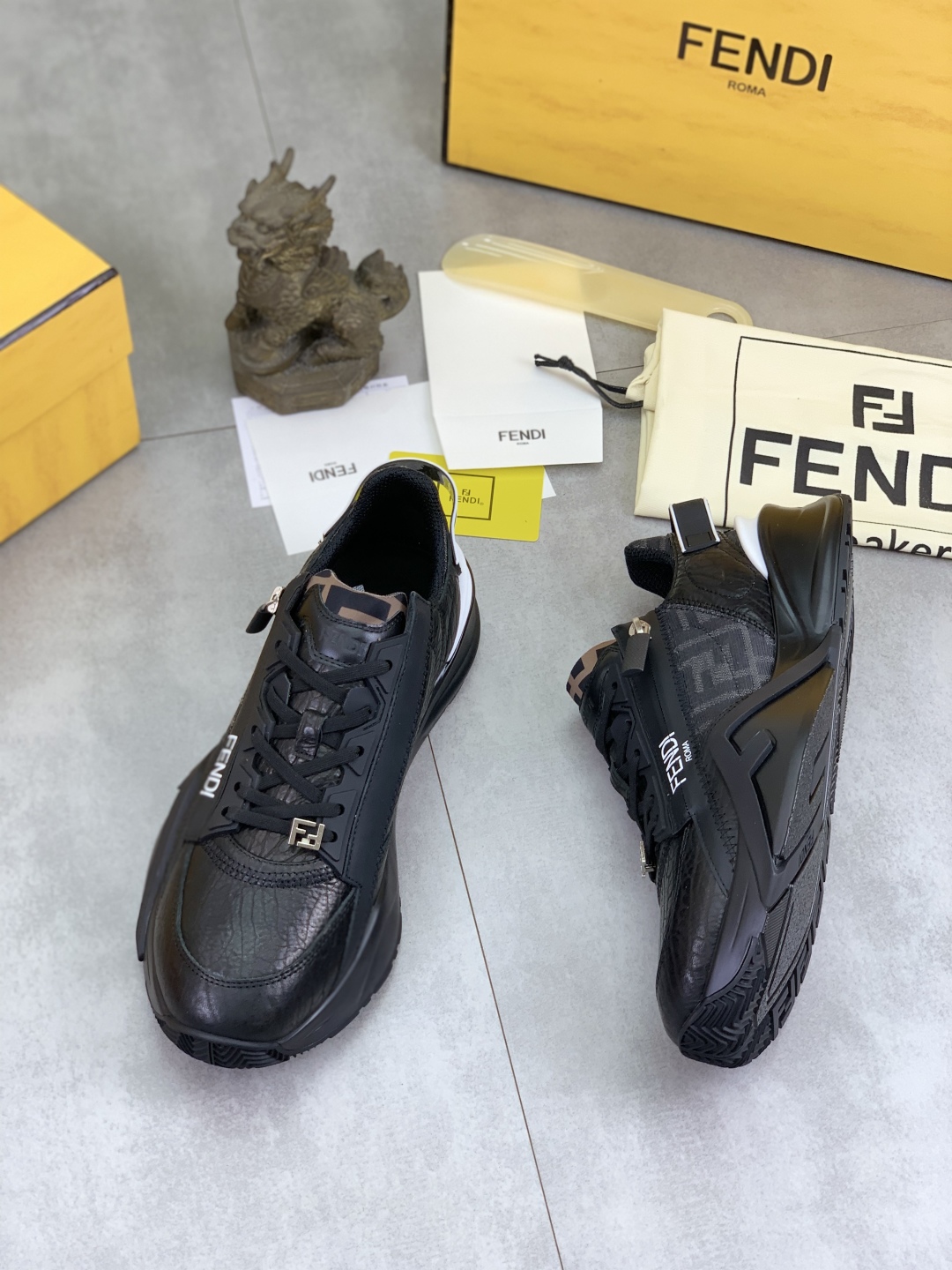 Fendi Flow Low-Top Sneakers Black