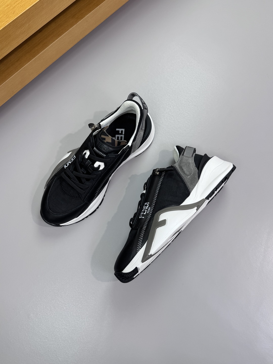 Fendi Flow Low-Top Sneakers Black