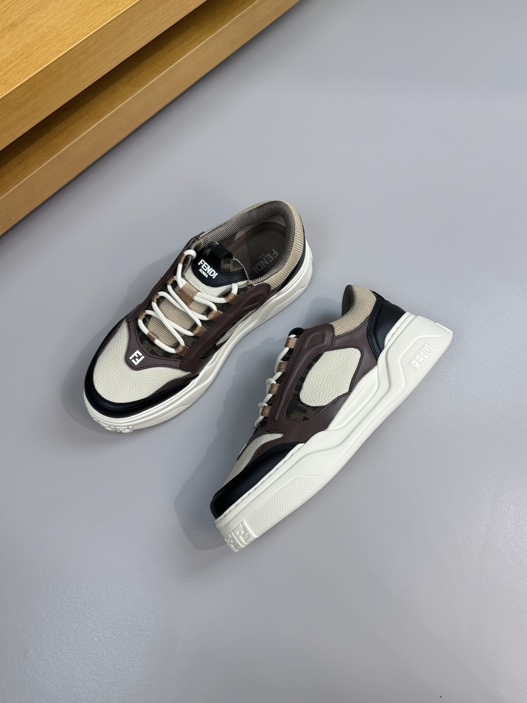 Fendi Leather FF Sneakers Multicolor