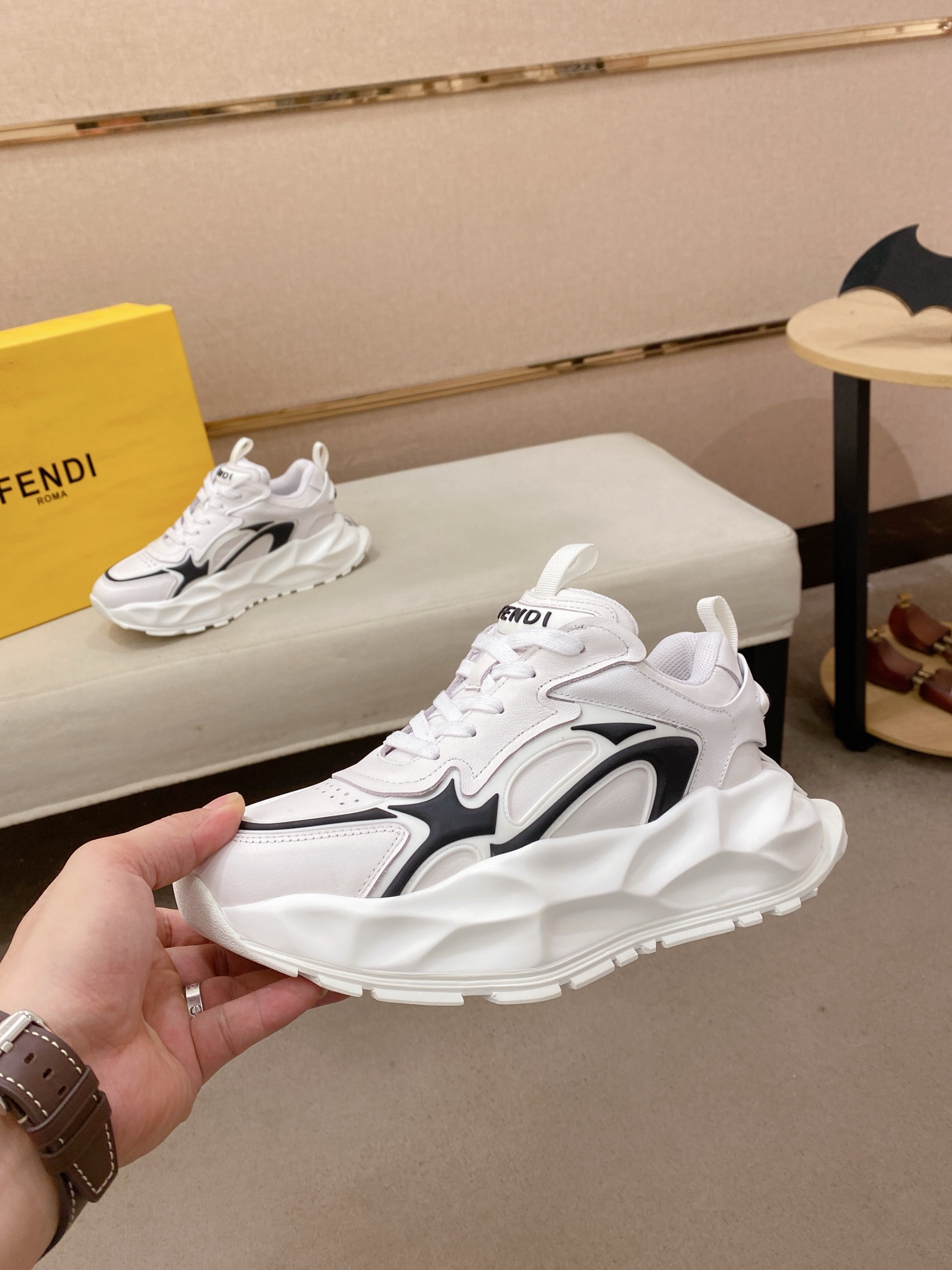 Fendi Flow Chunky Sneakers White/Black