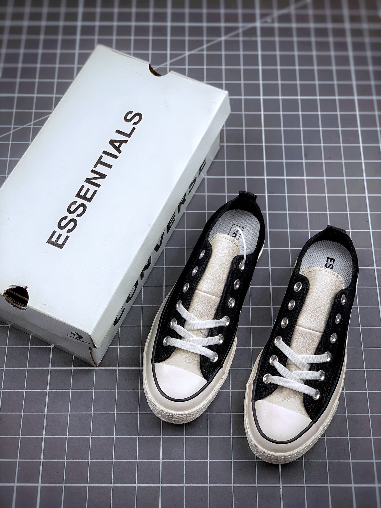 Essentials x Converse Chuck 70 Low Black