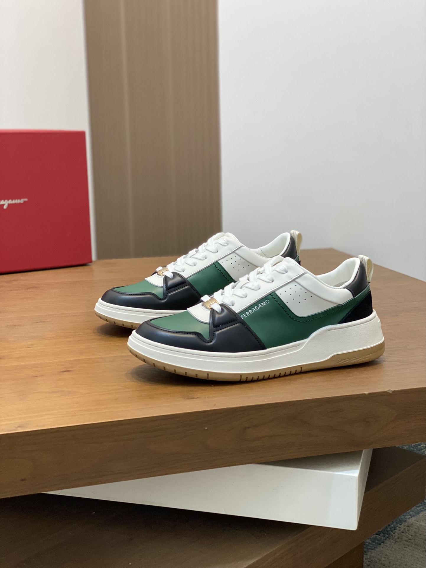 Ferragamo Nappa Leather Low Sneakers Green/Black/White
