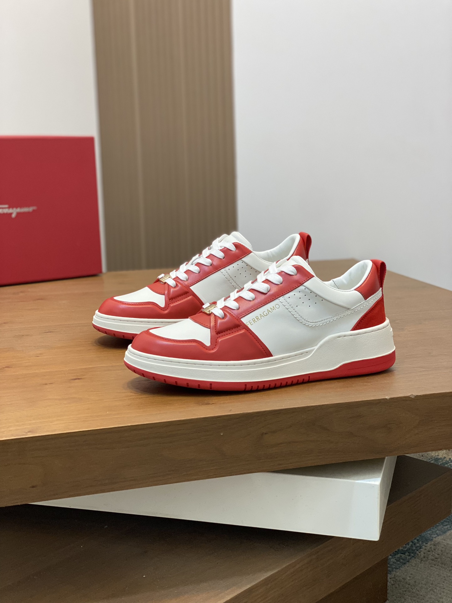 Ferragamo Leather Low-Top Sneakers Red/White
