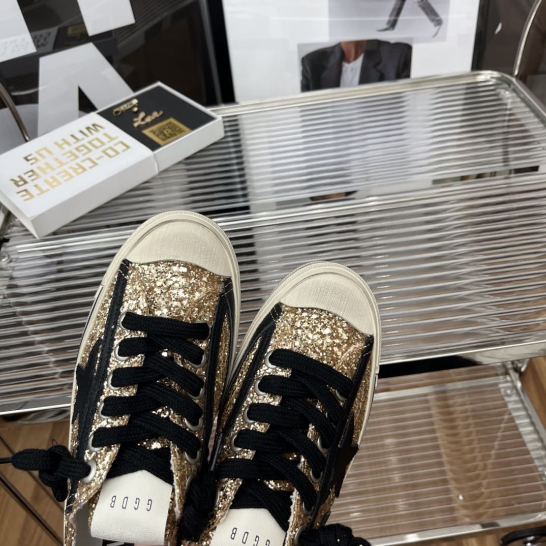 Golden Goose VSTAR2 Glitter Sneakers Gold