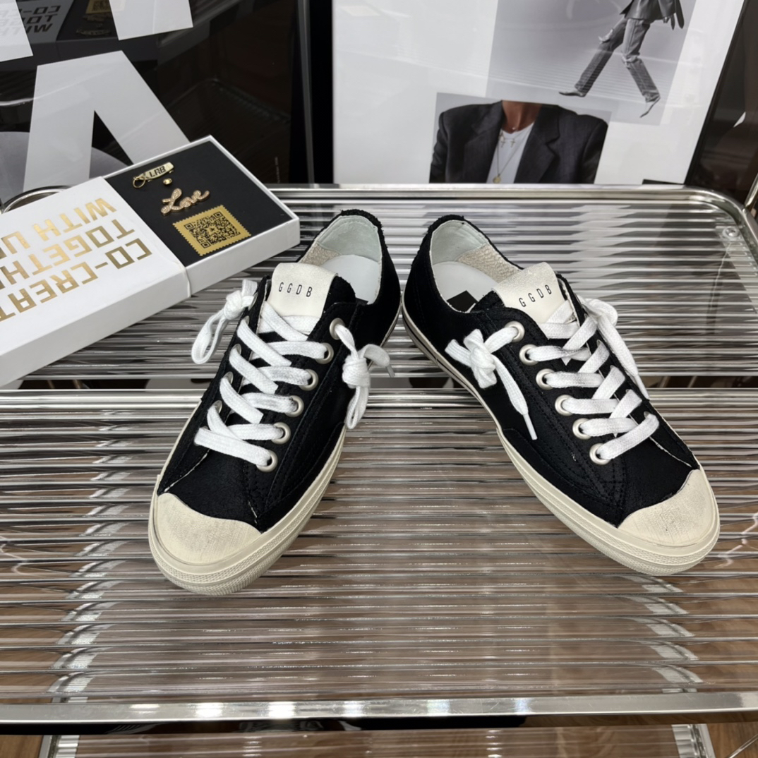 Golden Goose VSTAR2 Canvas Low Sneakers Black