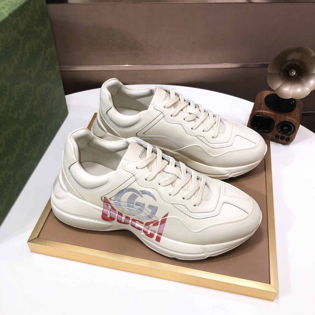Gucci Chunky Logo Sneakers Beige