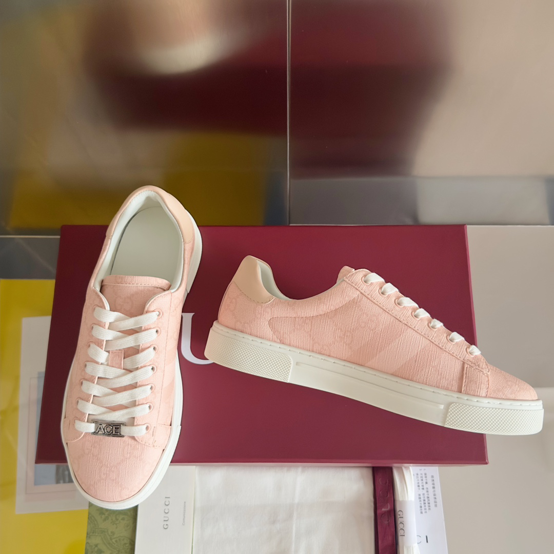 Gucci Ace Low-Top Sneakers Pink