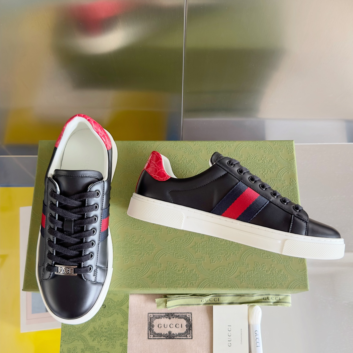 Gucci Ace Leather Sneakers Black/Red