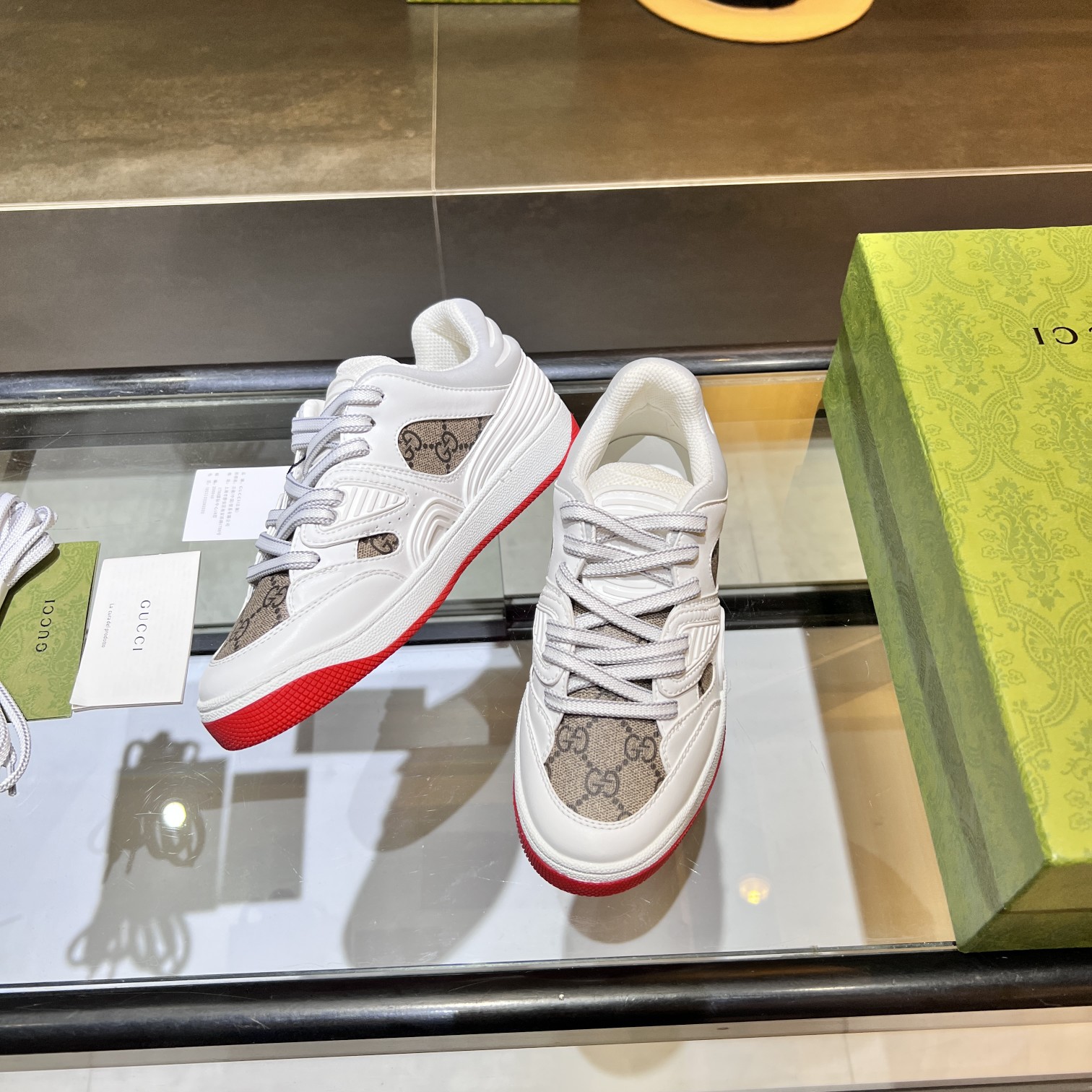 Gucci GG Low-Top Sneakers White/Red