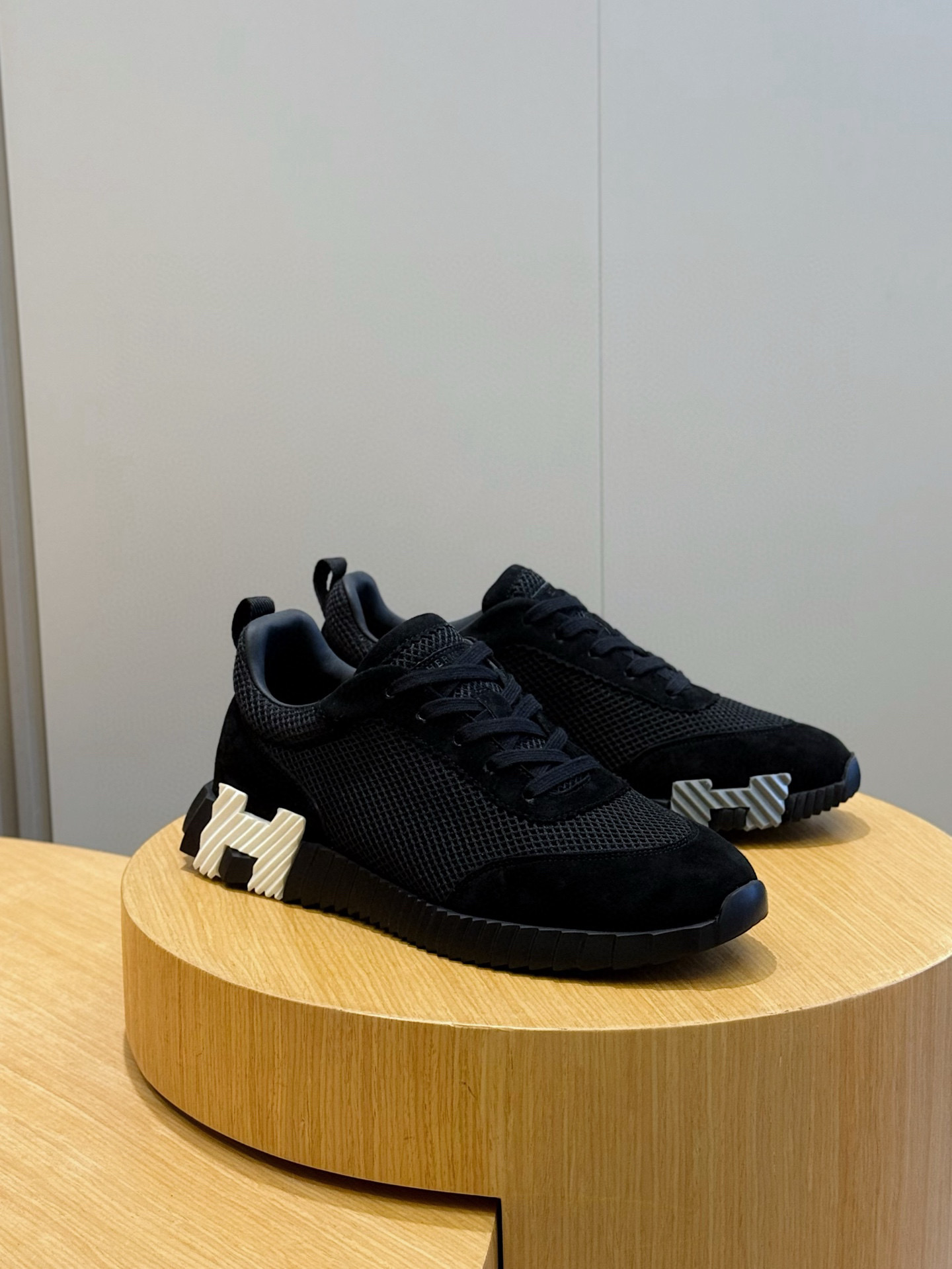 Hermes Bouncing Mesh Sneakers Black
