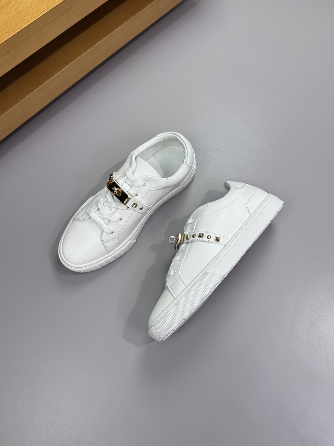 Hermes Leather Casual Sneakers White
