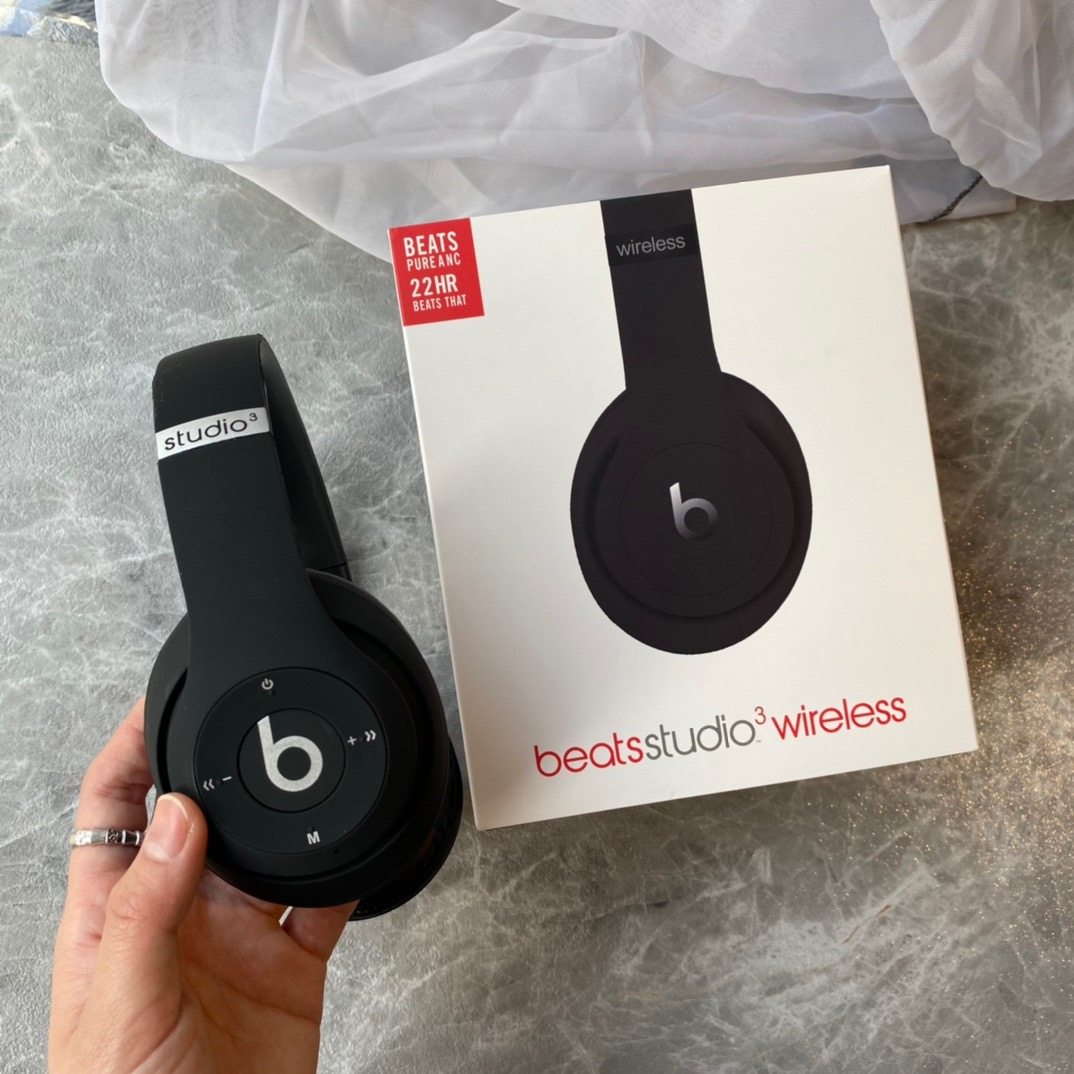 Beats Studio3 Wireless ANC Headphones Multicolor