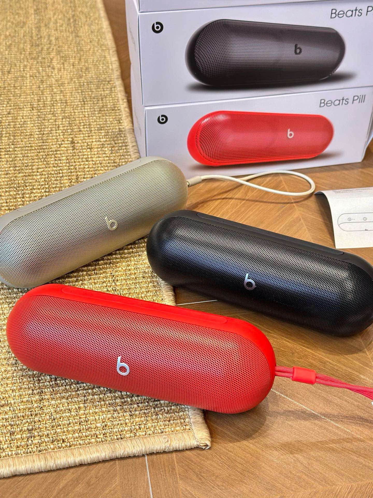 Beats Pill Portable Bluetooth Speaker Multi-Color