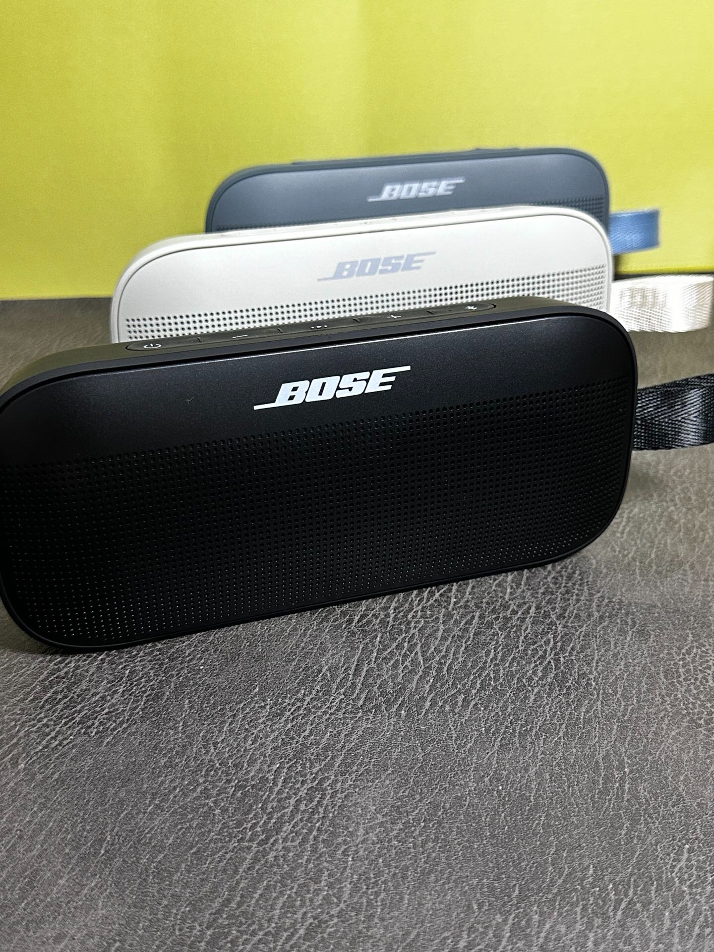 Bose SoundLink Flex Portable Bluetooth Speaker Multicolor