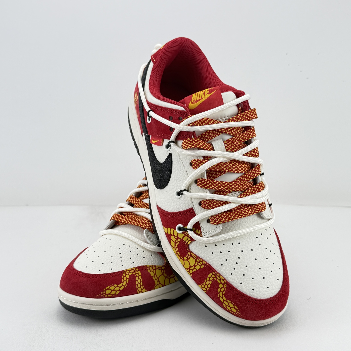 Nike SB Dunk Snake Red White