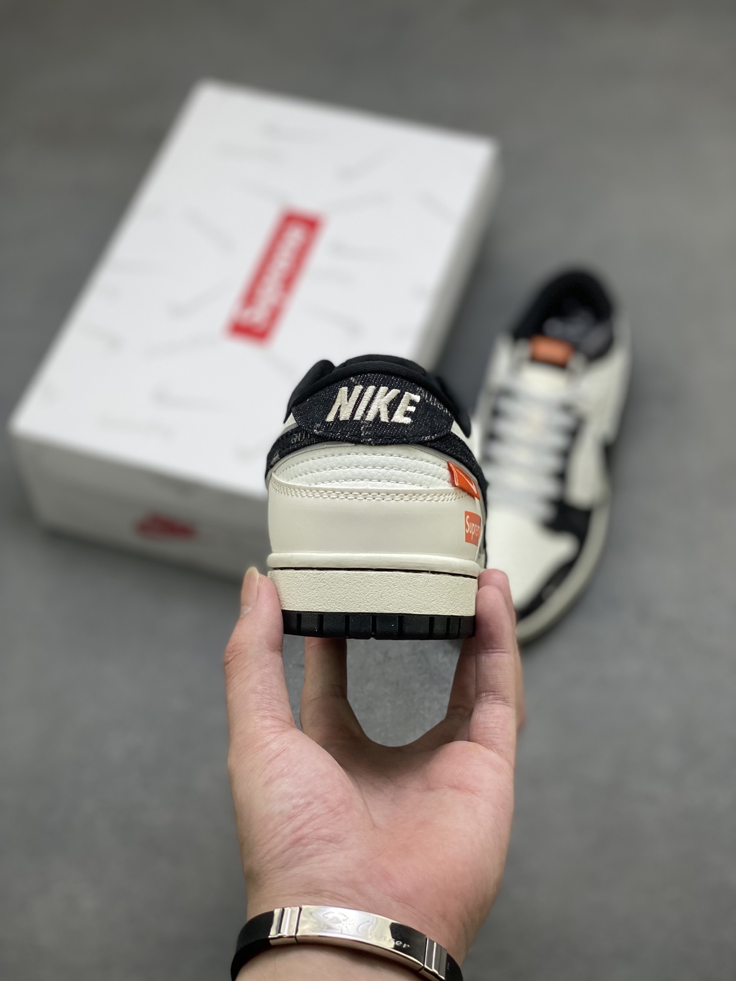 Nike SB Dunk Low Black White
