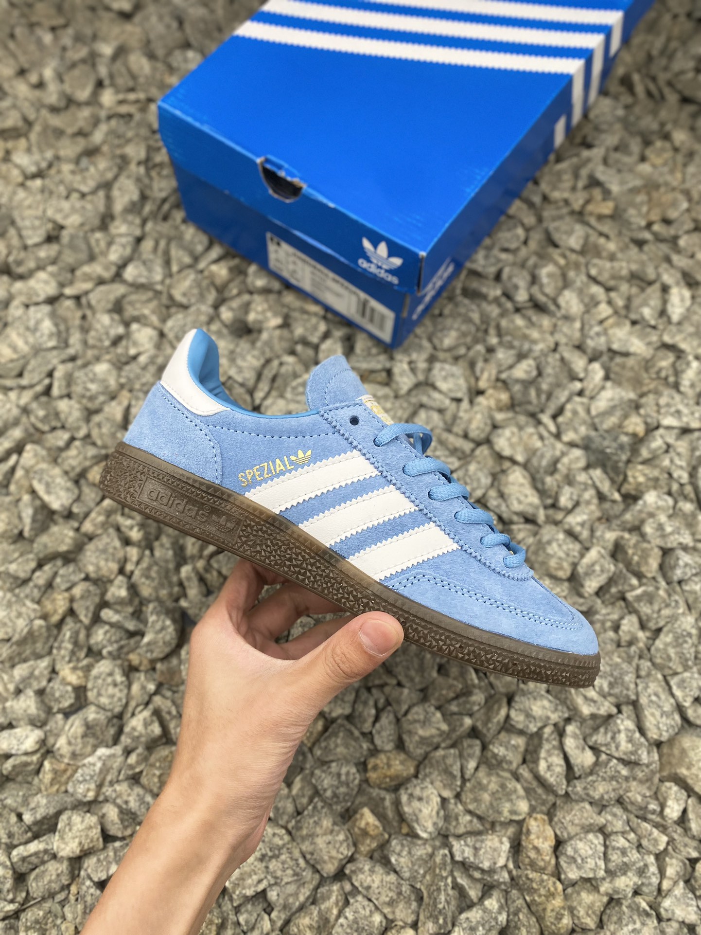 Adidas Handball Spezial Suede Gum Sneakers Light Blue