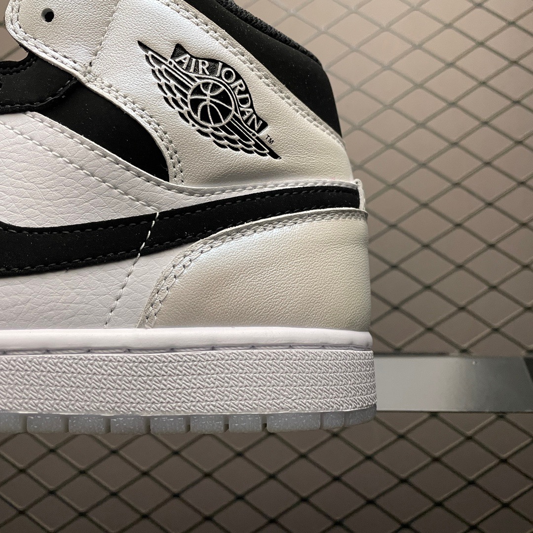 Jordan Air Jordan 1 Mid DH6933-100 Sneakers Black/White