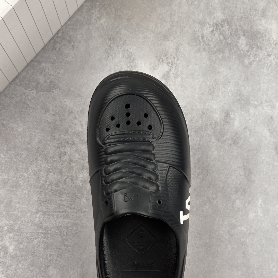 MLB Chunky Liner Mule Black