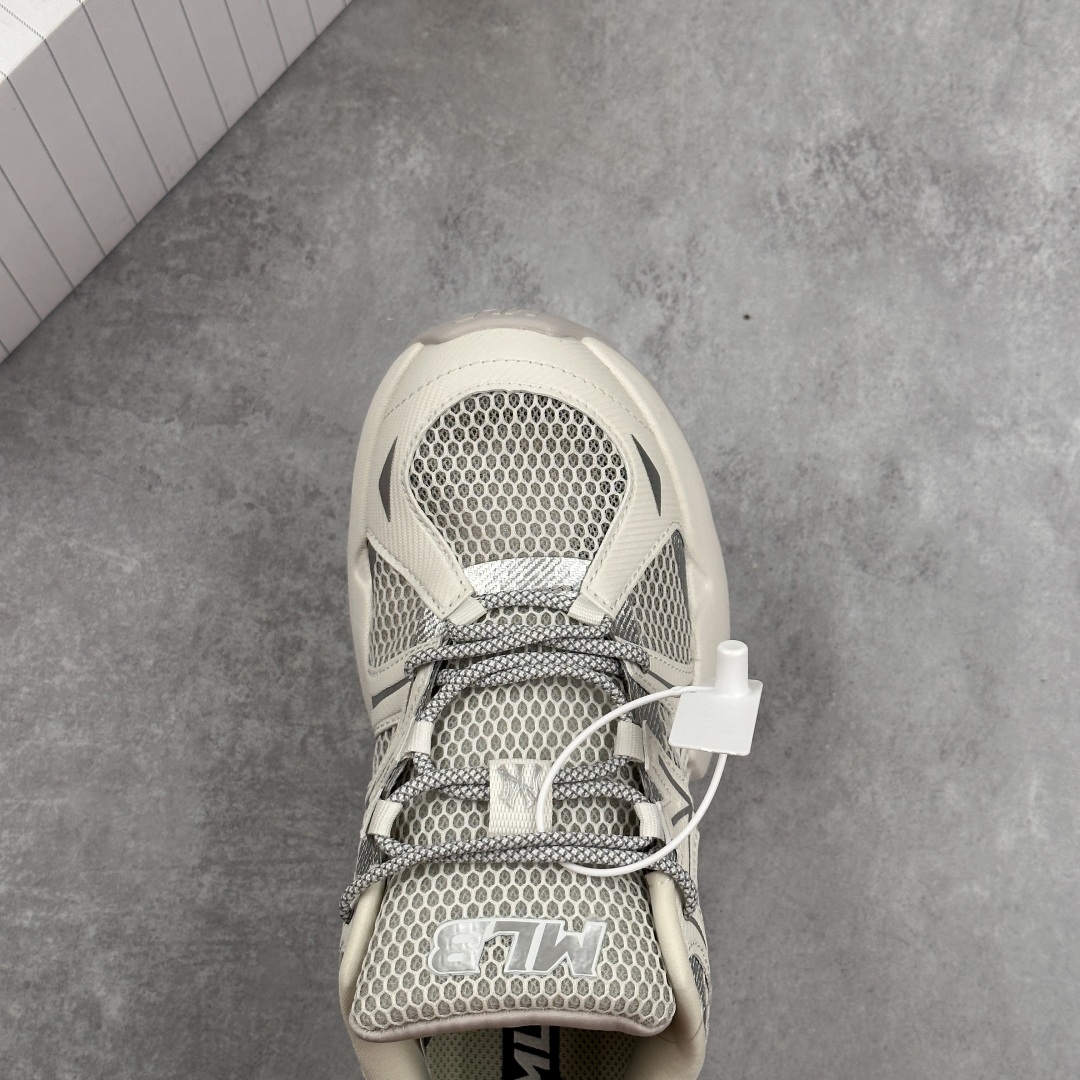 MLB Dome Runner Dad Sneakers White/Silver