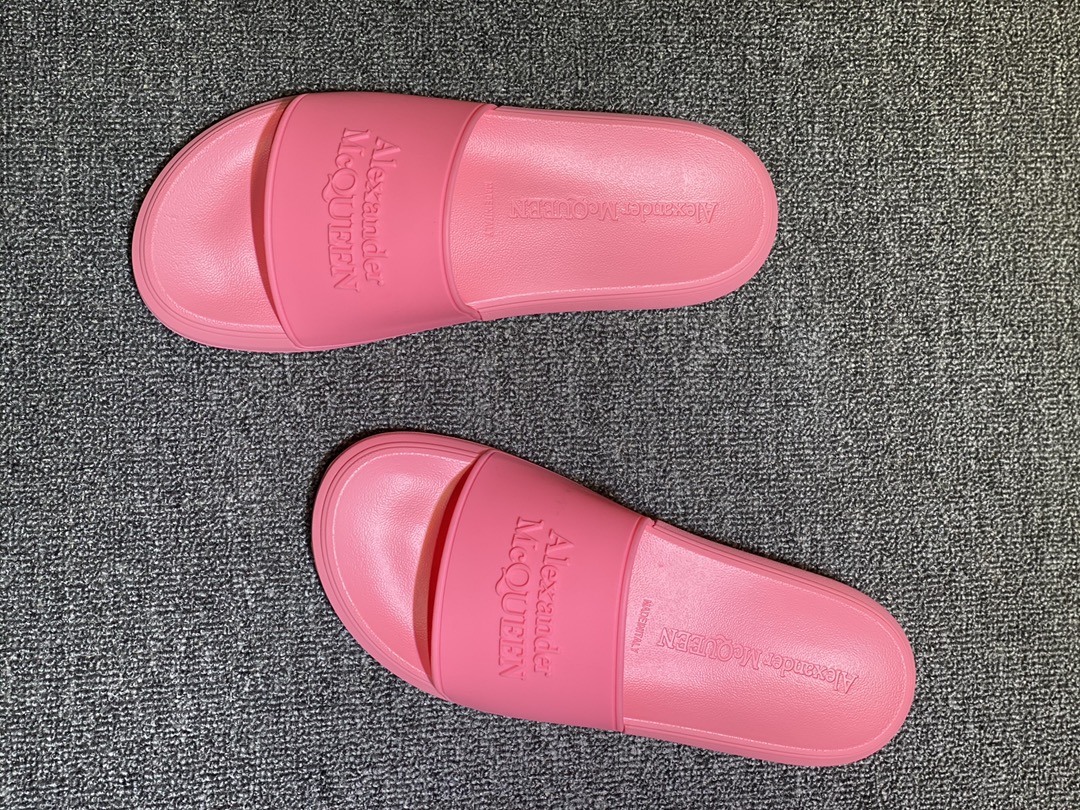 Alexander McQueen Logo Slides Pink