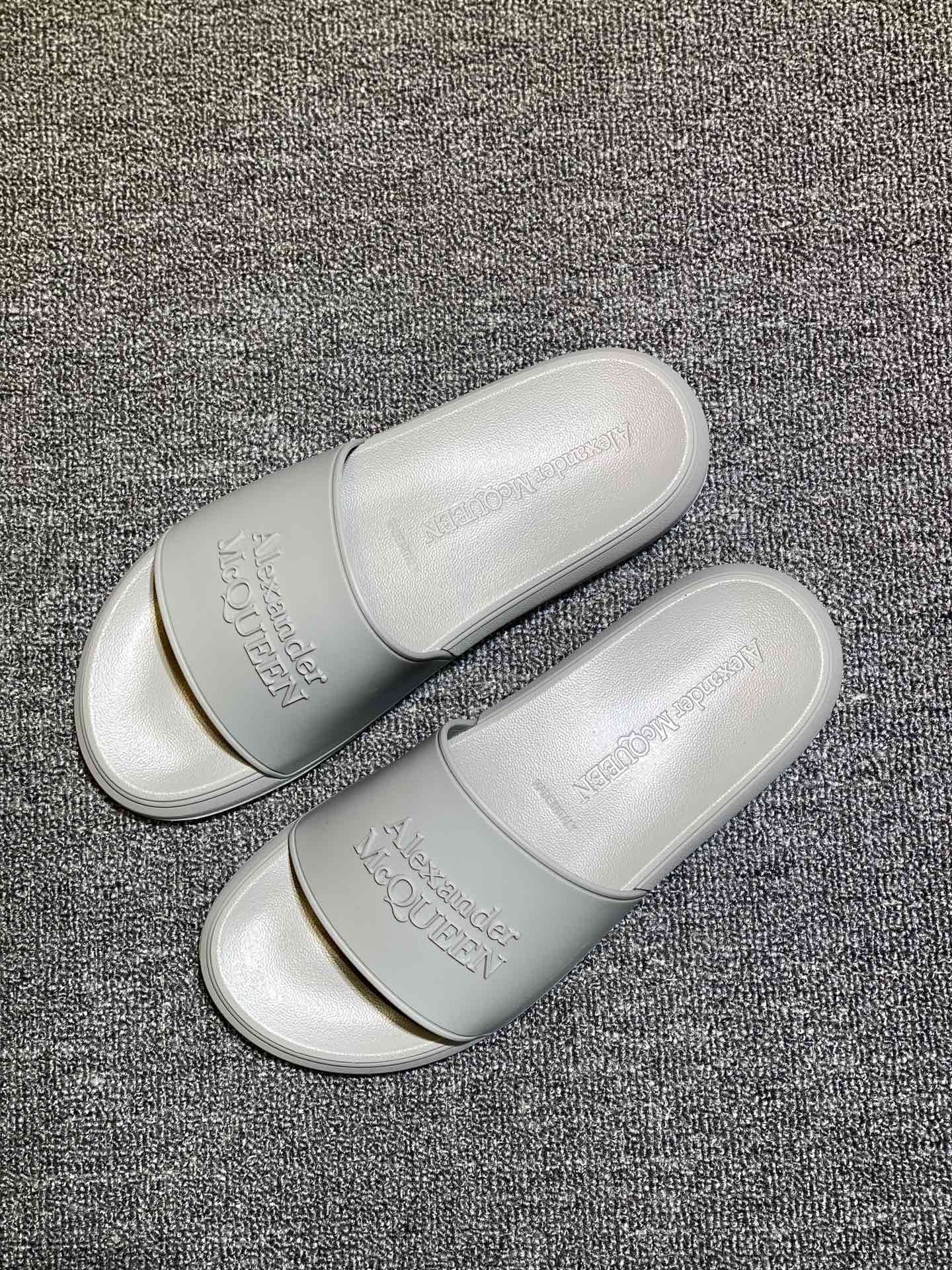 Alexander McQueen Logo Slides Grey