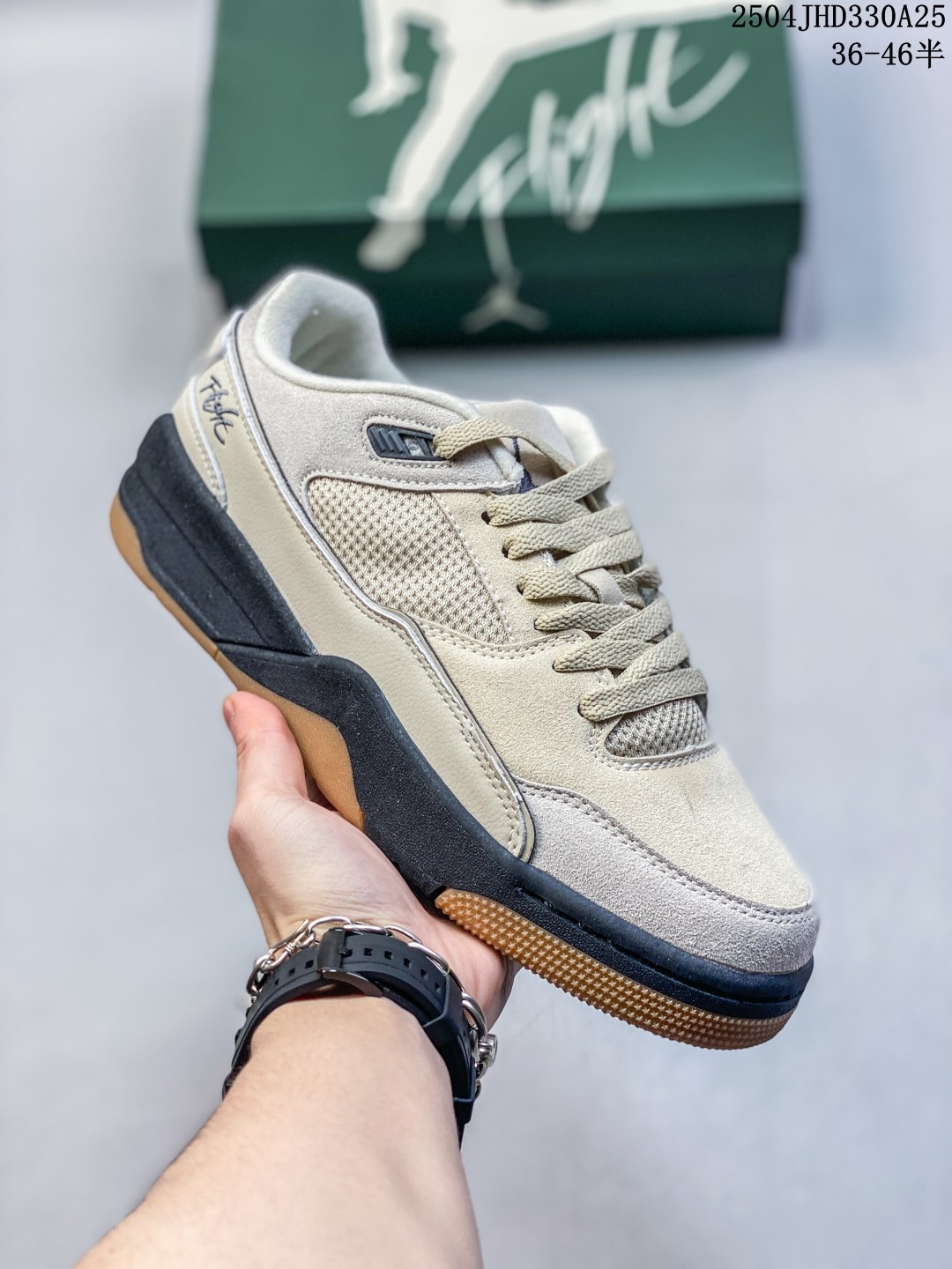 Who Decides War Flight Court Low Sneakers Multicolor