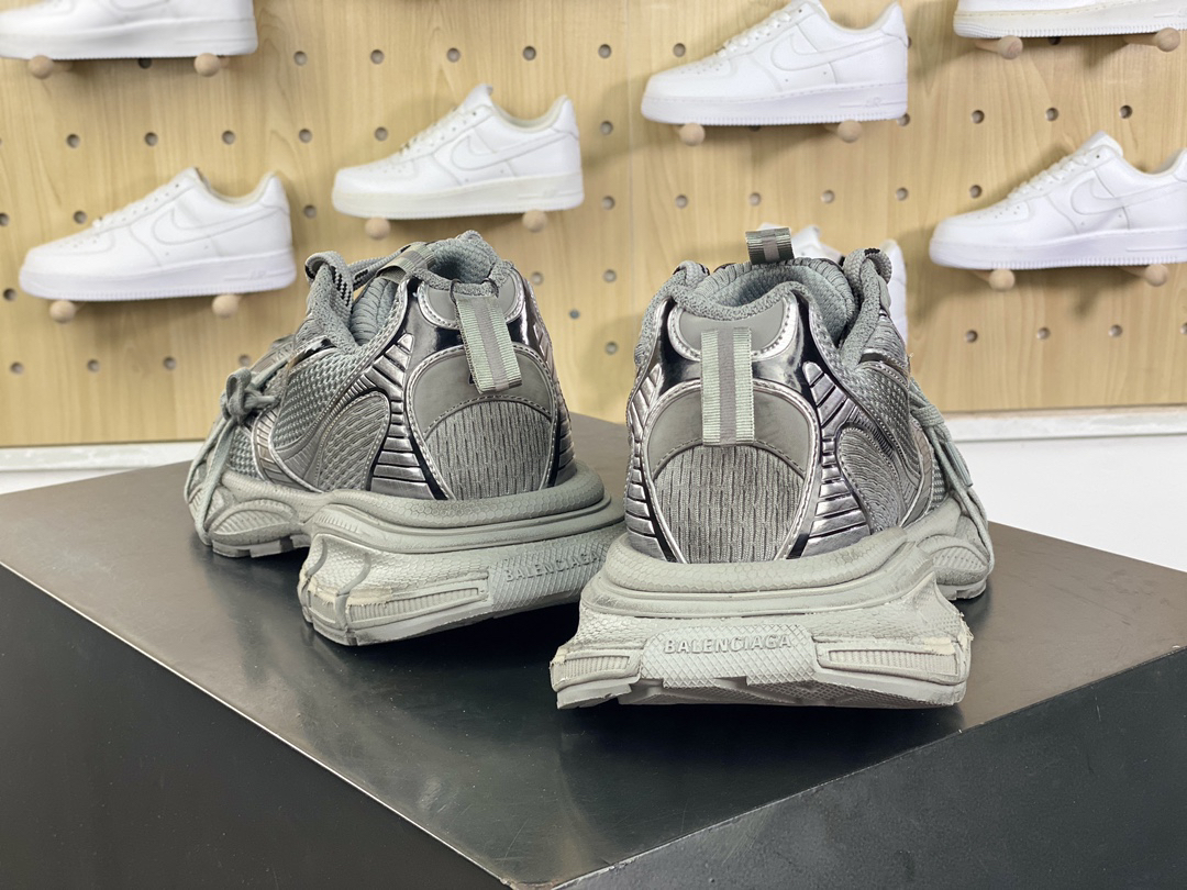 Balenciaga 3XL Chunky Runner Sneakers Silver Grey