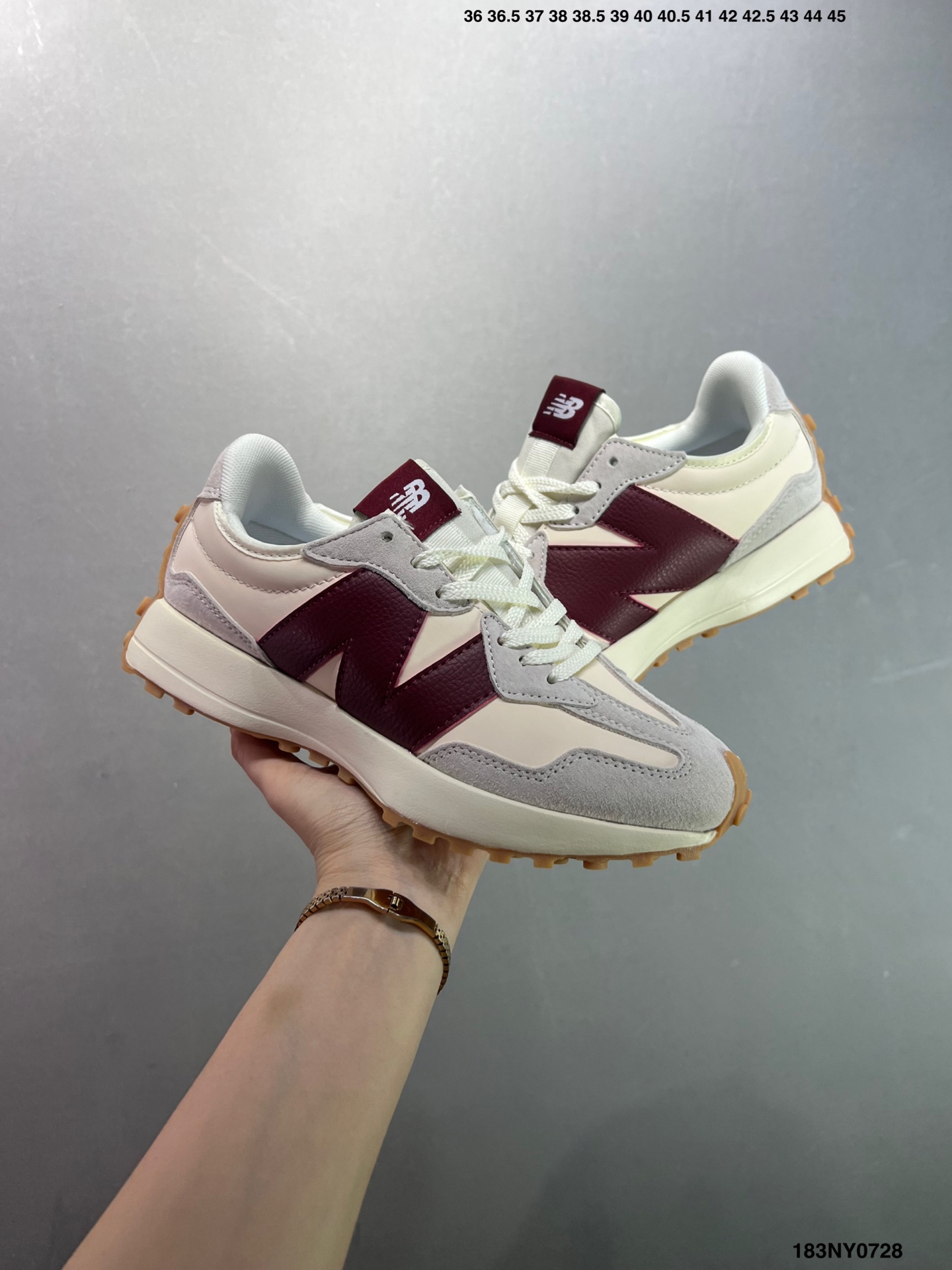 New Balance 327 Retro Runner Sneakers Multicolor