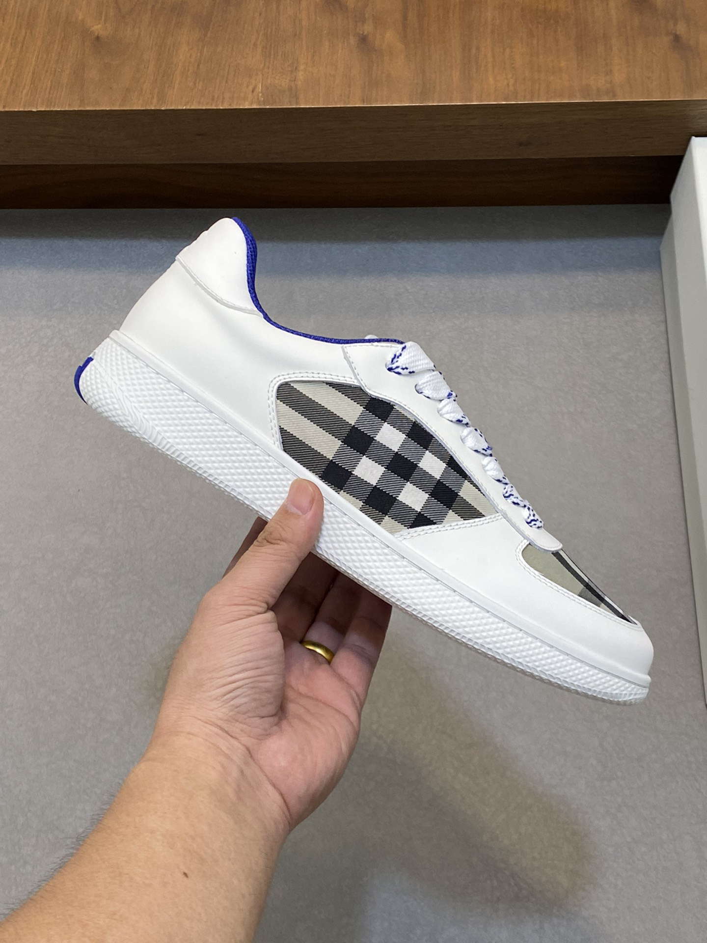 Burberry Vintage Check Sneakers White/Blue