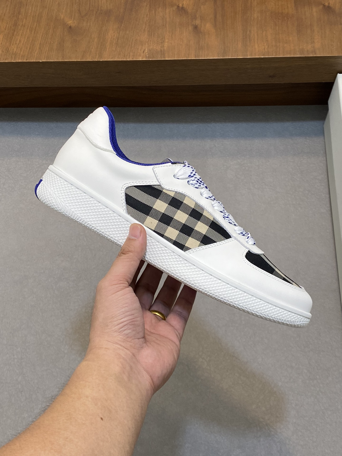 Burberry Vintage Check Low Sneakers White/Blue