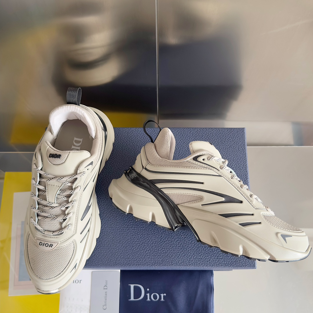 Dior B44 Blade Chunky Sneakers Beige