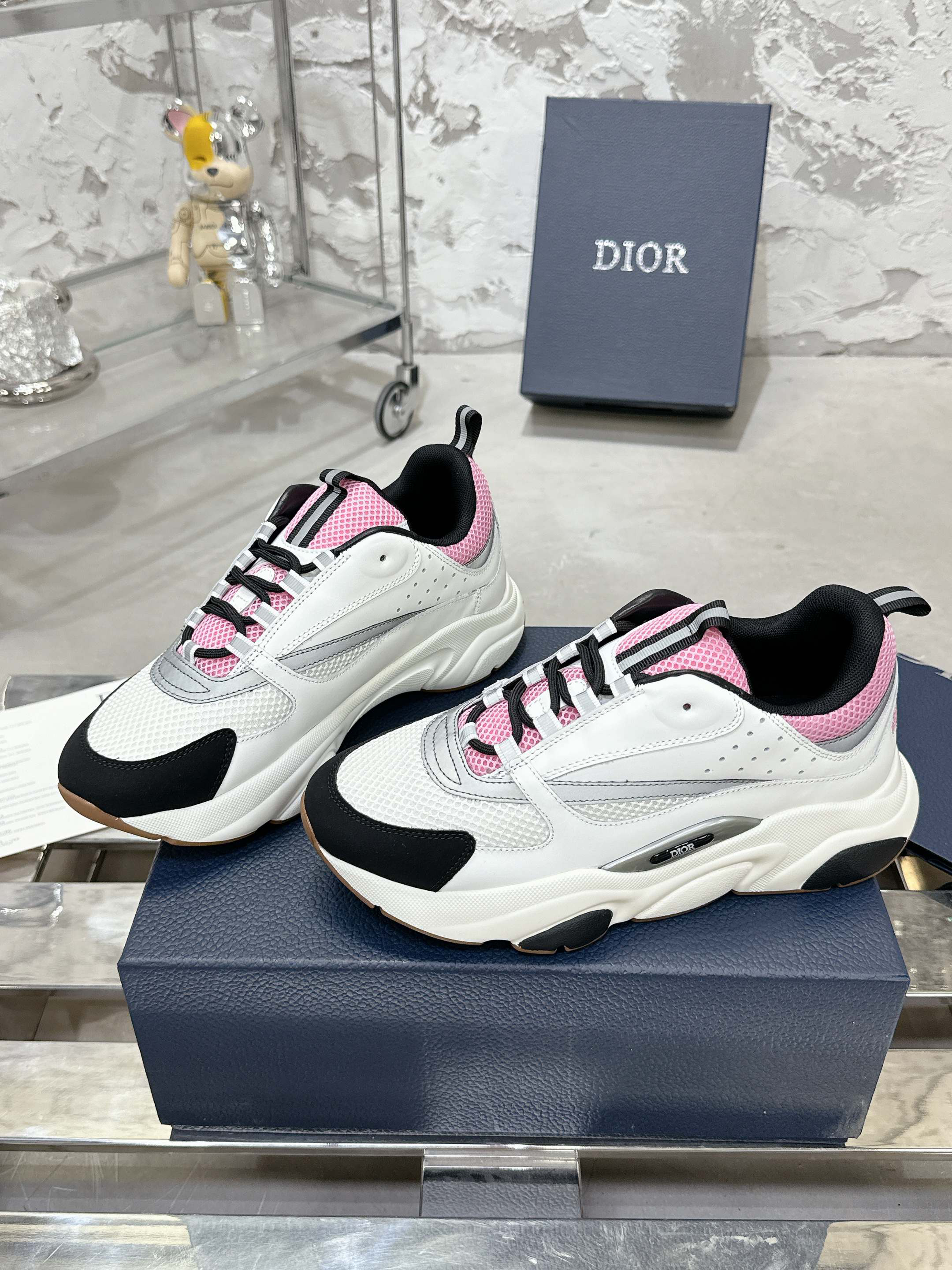 Dior B22 Mesh Sneakers White Pink