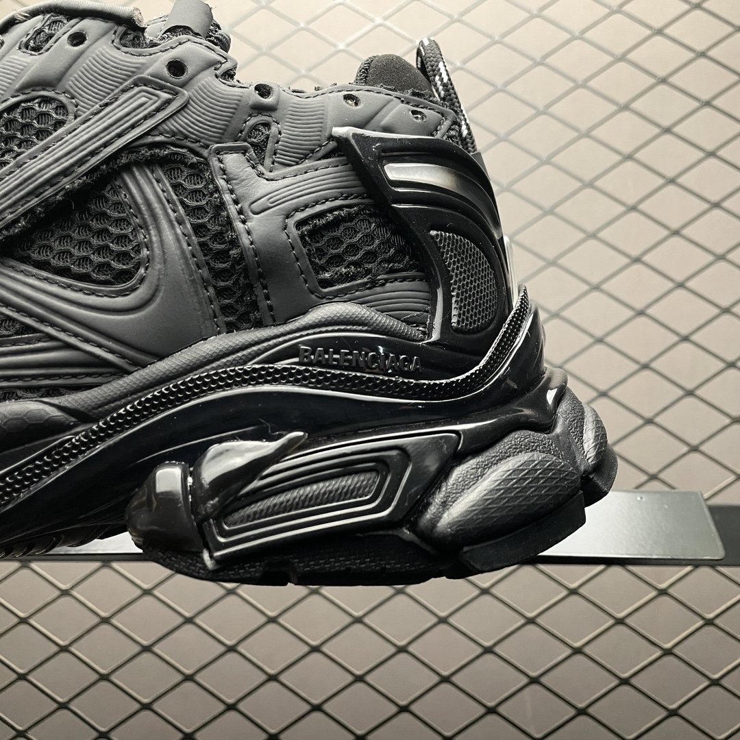 Balenciaga Runner Distressed Dad Sneakers Black