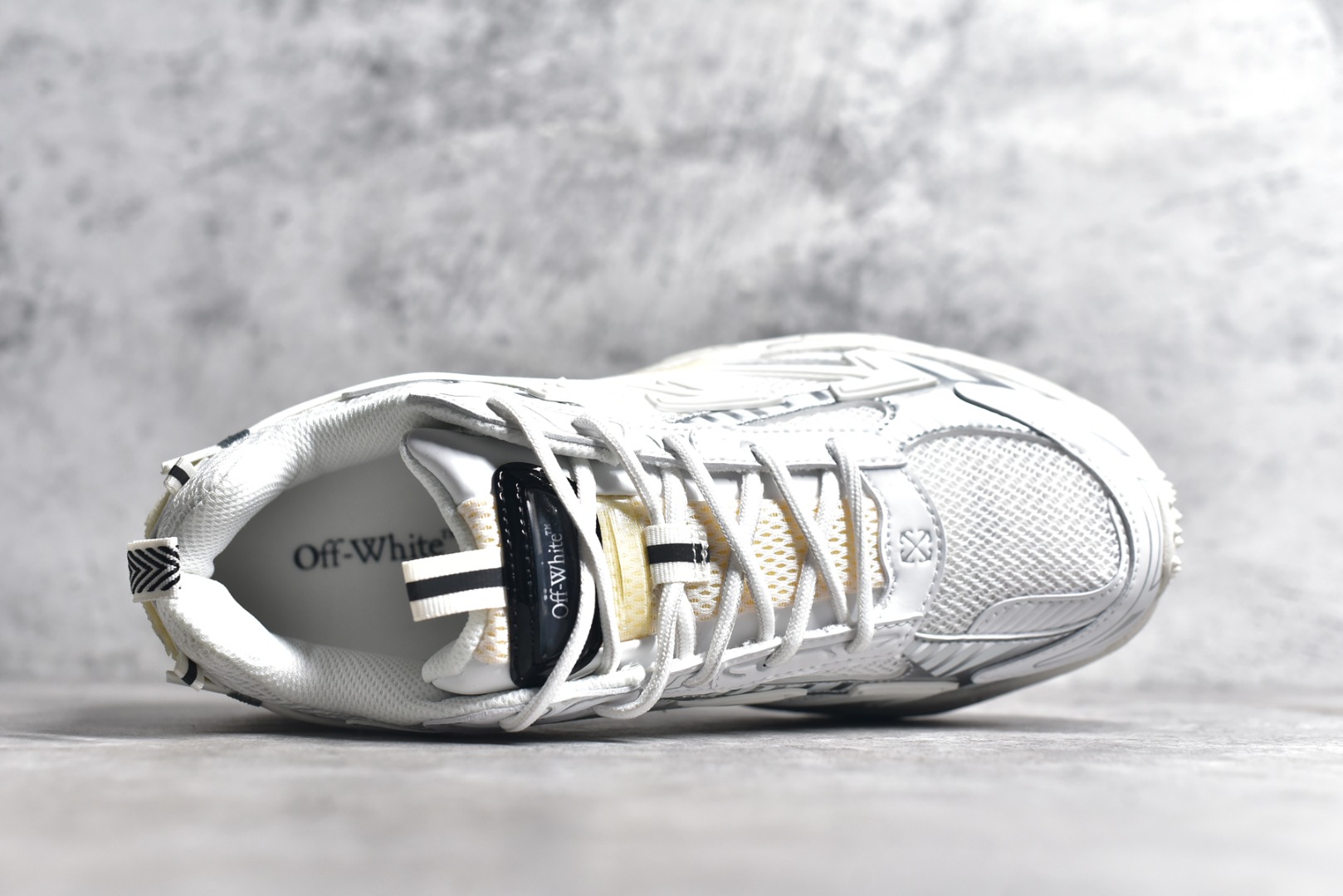 Off-White Low-Top Retro Runner Sneakers White