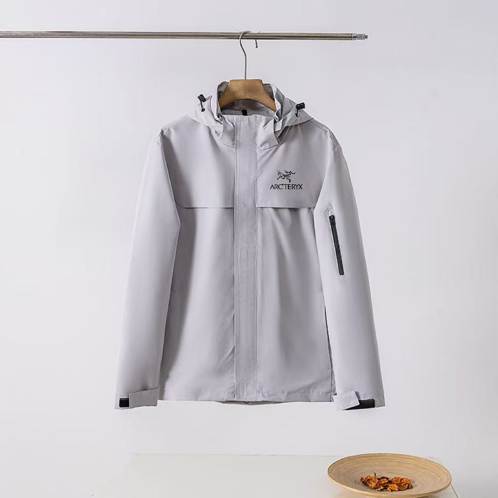 Arc'teryx GORE-TEX Hooded Shell Jacket Black