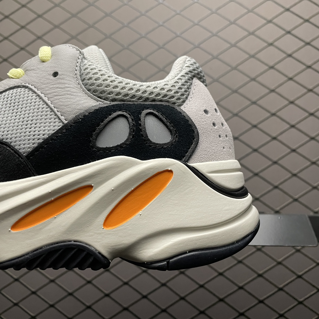 Adidas Yeezy Boost 700 Wave Runner Sneakers Multicolor