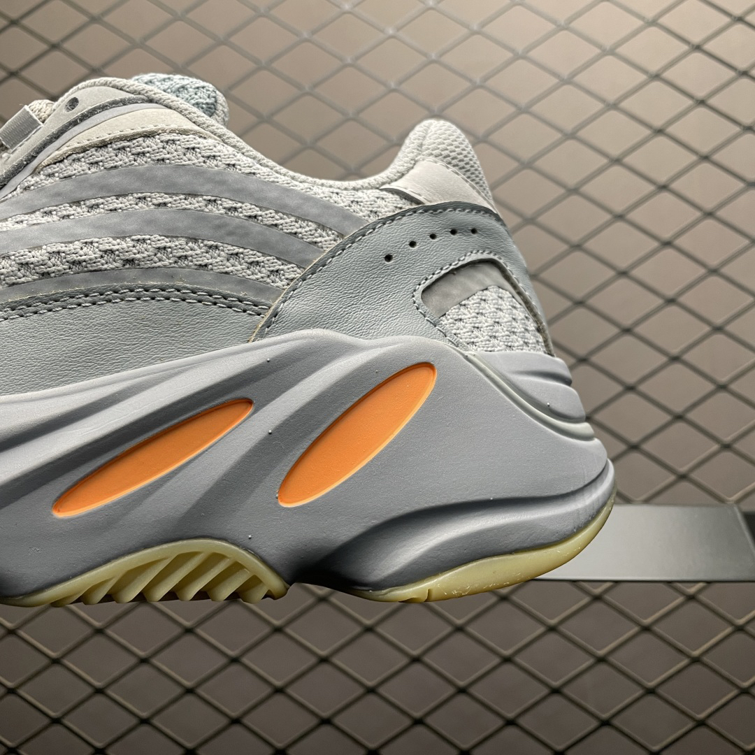 Adidas Yeezy 700 V2 Runner Grey