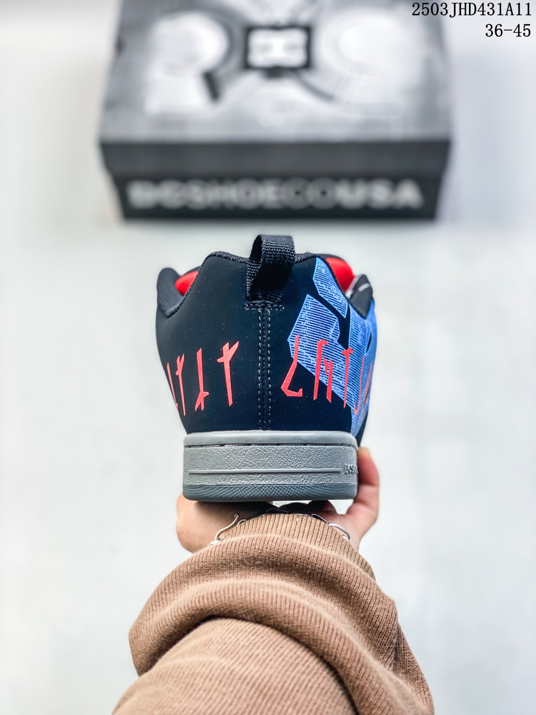 DC Shoes Low-Top Skate Sneakers Navy