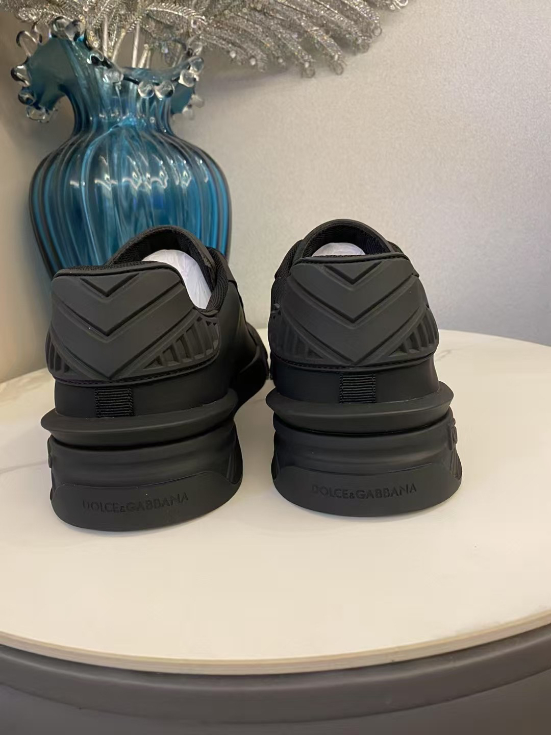 Dolce & Gabbana DG Logo Low-Top Sneakers Black