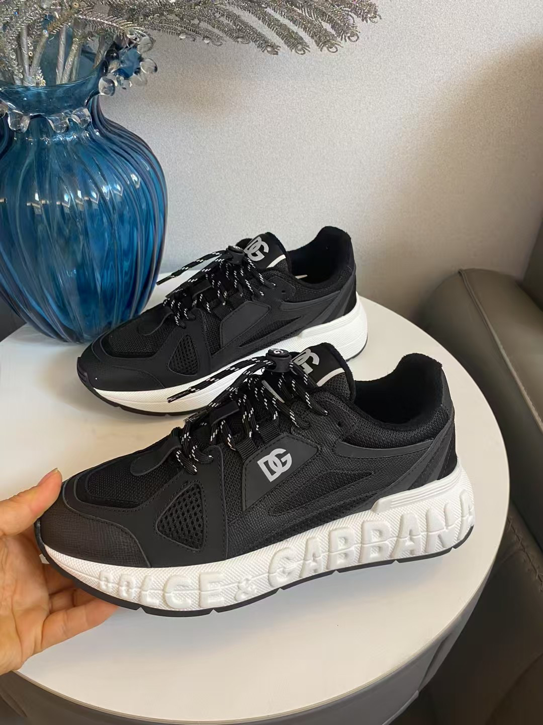 Dolce & Gabbana DG Logo Sneakers Black