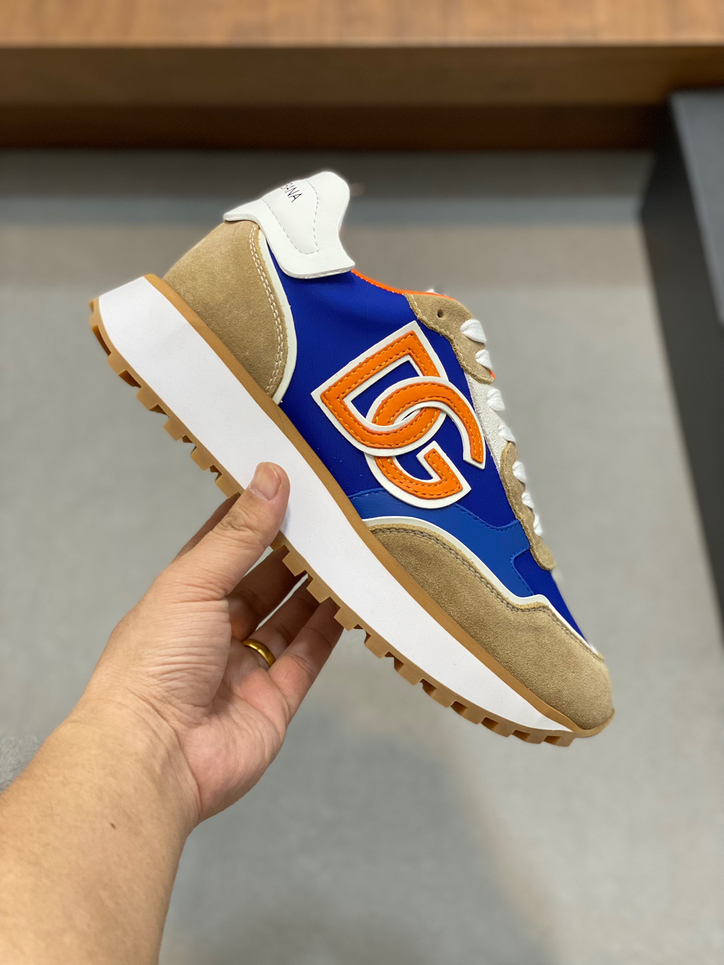 Dolce & Gabbana DG Retro Runner Sneakers Multicolor