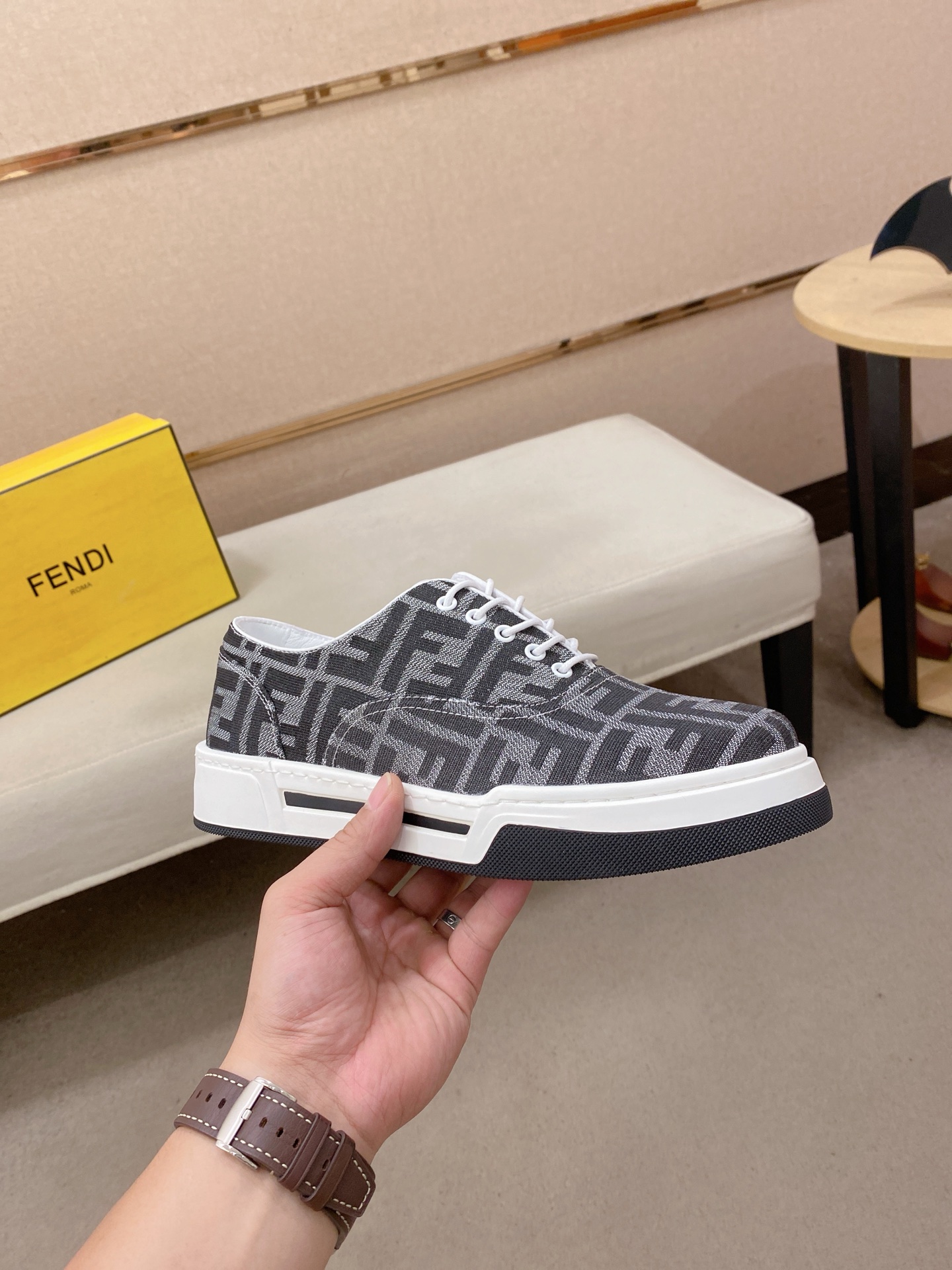 Fendi FF Logo Low-Top Sneakers Black