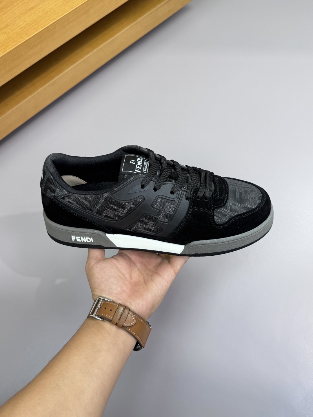 Fendi FF Logo Low-Top Sneakers Black