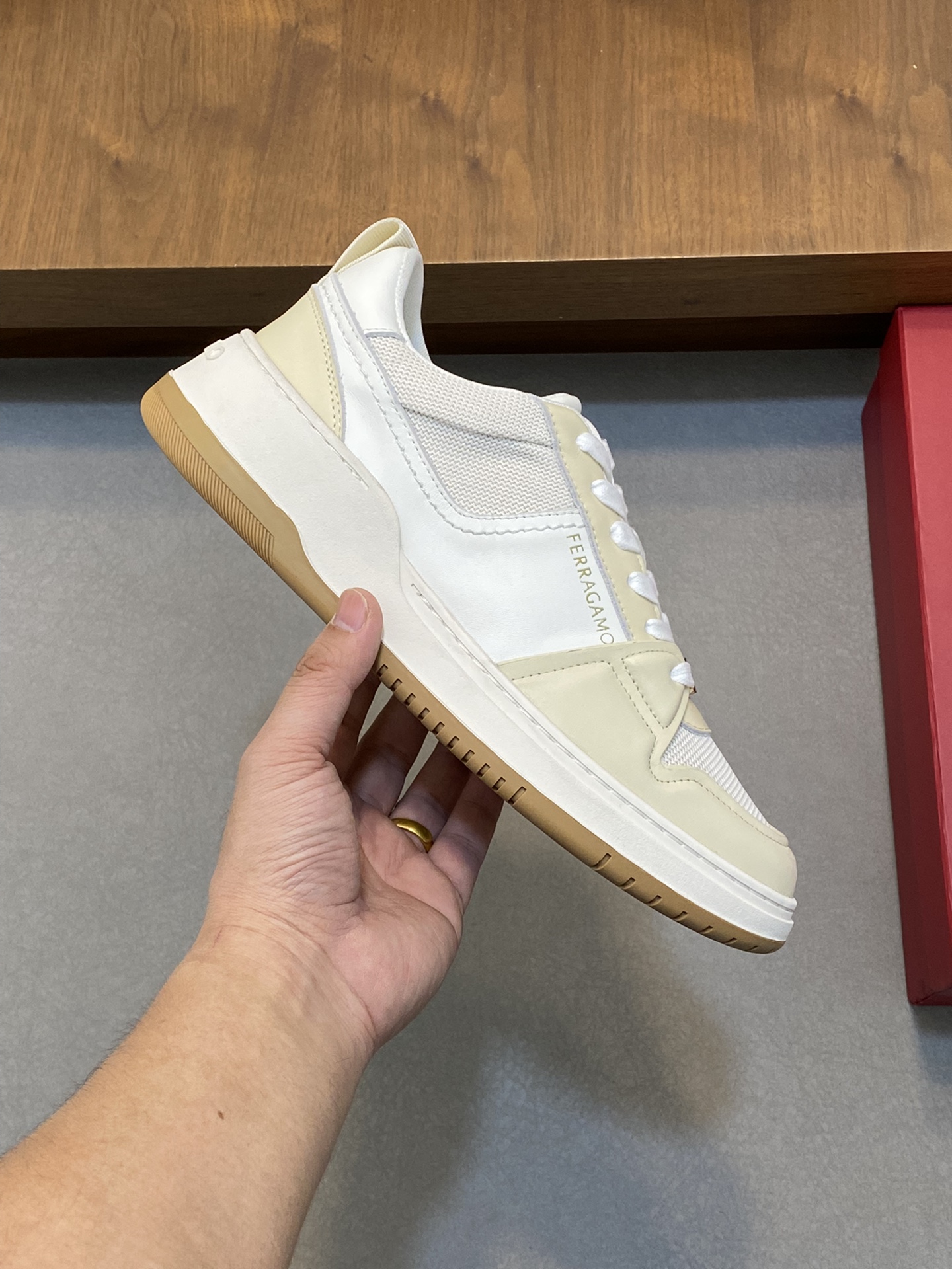 Ferragamo Nappa Leather Low-Top Sneakers White/Beige