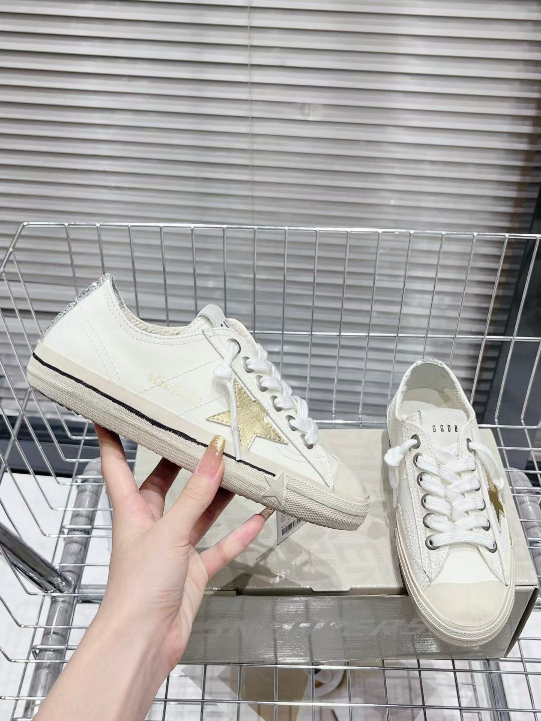 Golden Goose VSTAR2 Sneakers White/Gold